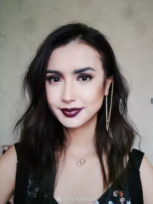 重庆姑娘化妆术惊呆网友，模仿蒙娜丽莎、C罗等全都惟妙惟肖