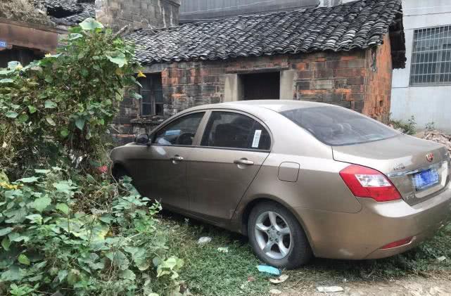  #款汽车#专家称农民买车没必要，老百姓笑了：有车没车差距很大