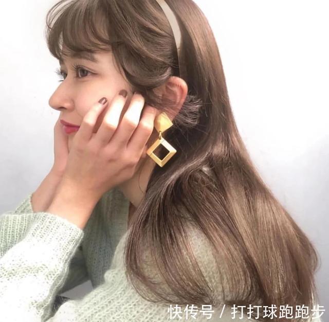 随便:2020流行发色青木棕全肤色显白,蜜茶棕太甜,随便一个都美翻了
