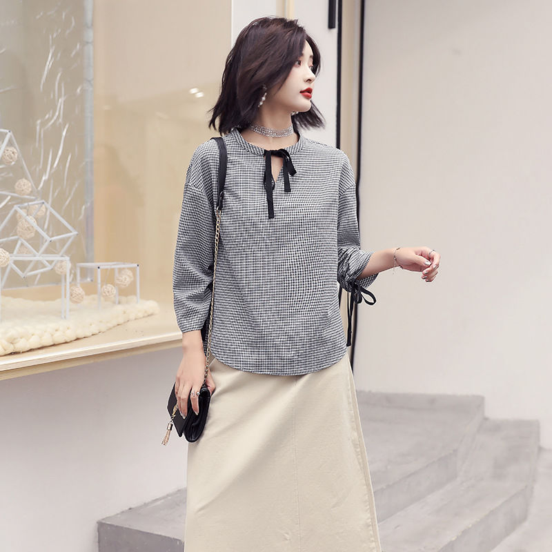 清晨打开窗户，看到一个邻居穿这秋装，简直让人目瞪口呆