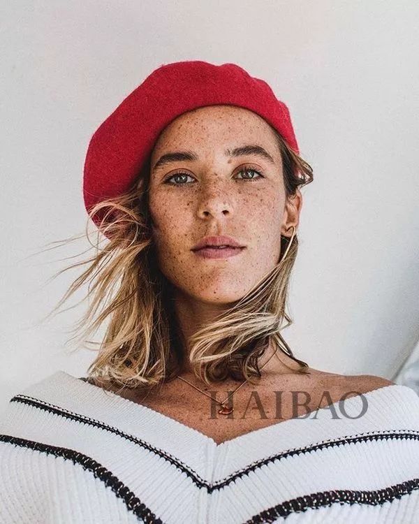 奇怪| 满脸雀斑的她从不磨皮，但是拍出来却比蛇精脸还好看