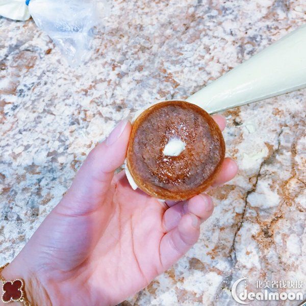 极度爆浆 | 浓郁抹茶脆皮泡芙&香草味的卡仕达酱脆皮泡芙