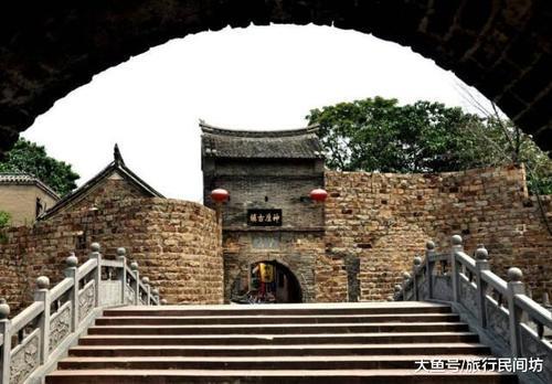 距离郑州2小时路程,藏有一绝美古镇,至今未开发,美得原汁原味