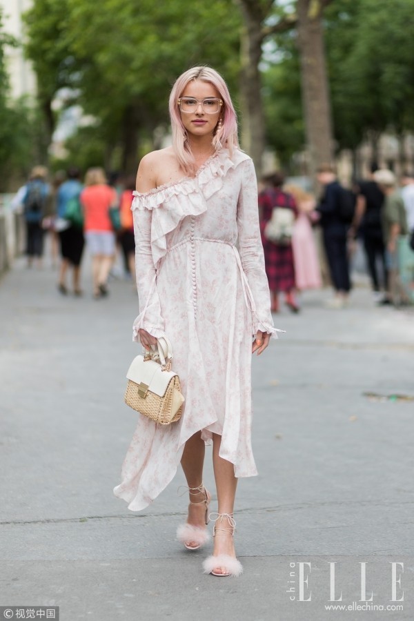 夏天的花裙子可以穿多美?看完想入!