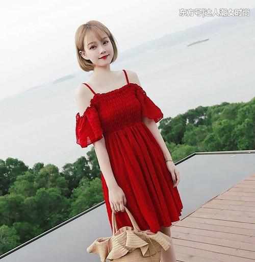 想要摆脱土气味？首选这几款连衣裙，这才是25岁女人该有的样子