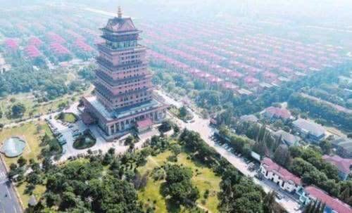  「富裕」中国“最富裕”的村子，一年总收入高达524.5亿，村里修