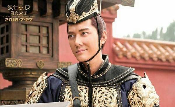 卓伟朋友圈爆料赵某颖怀孕不足3月有2版本，冯绍峰当爹3大蹊跷