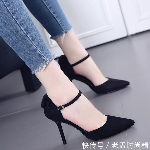  【气质】女人的性感与魅惑离不开一双尖头高跟鞋，让你轻松穿出笔直大长腿！