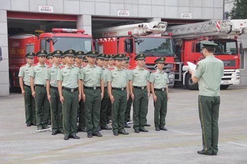 两年义务兵退伍后能做什么?看完后你还会不会