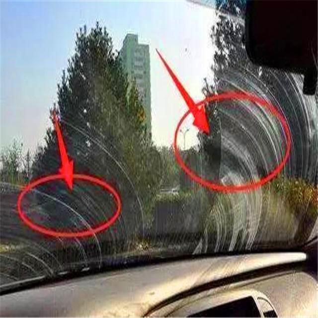大多数车主拆掉雨刷，偷偷换上它!玻璃清晰无异响，车车适用