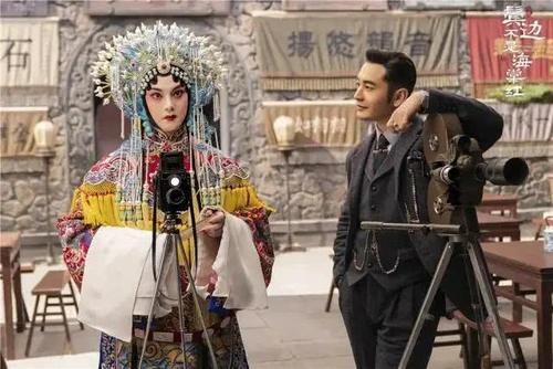  [黄晓明]《鬓边不是海棠红》开播，黄晓明离开霸道总裁，尹正外形惹争议！