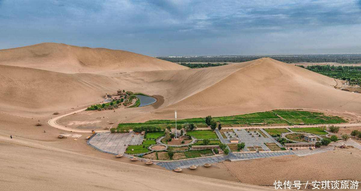 沙漠一大奇景，长15米，宽4.5米，高度9米的巨婴，就在中国