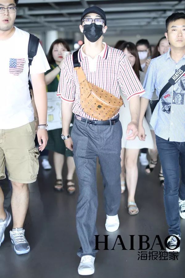 朱亚文女儿这么可爱!关晓彤鹿晗都见过家长了?【海报街拍】