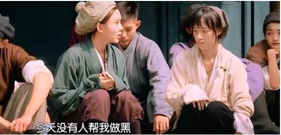 M姓女星黑历史曝光：甩脸撒谎甩锅，被网友哄抬：滚出娱乐圈！