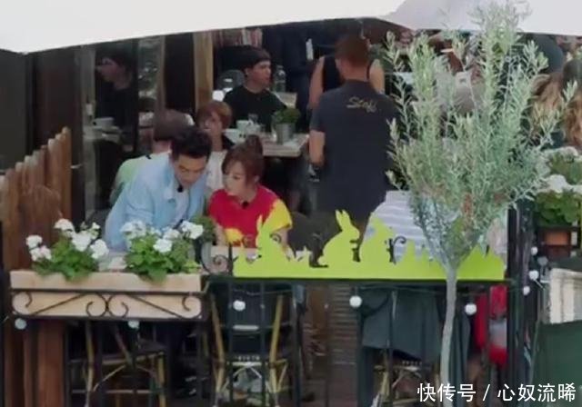 苏有朋拍美景不炫耀，面对赵薇疑问霸气回应，一句话打脸多少穷人