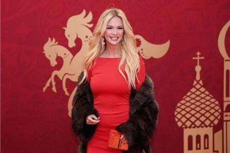 35岁少妇惊艳世界，俄罗斯第一性感的人原来是她