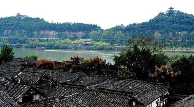  「特别」四川这个县城将要崛起，将迎来393亿高铁，未来发展前景势不可挡