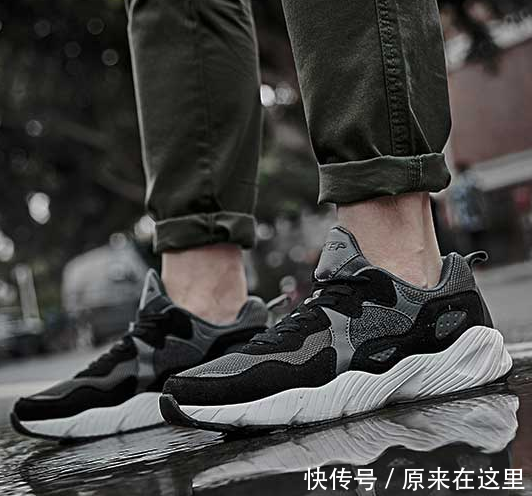  『国产』国产“跑鞋”一炮打响！中国跑鞋界的骄傲，外国人当宝成箱购