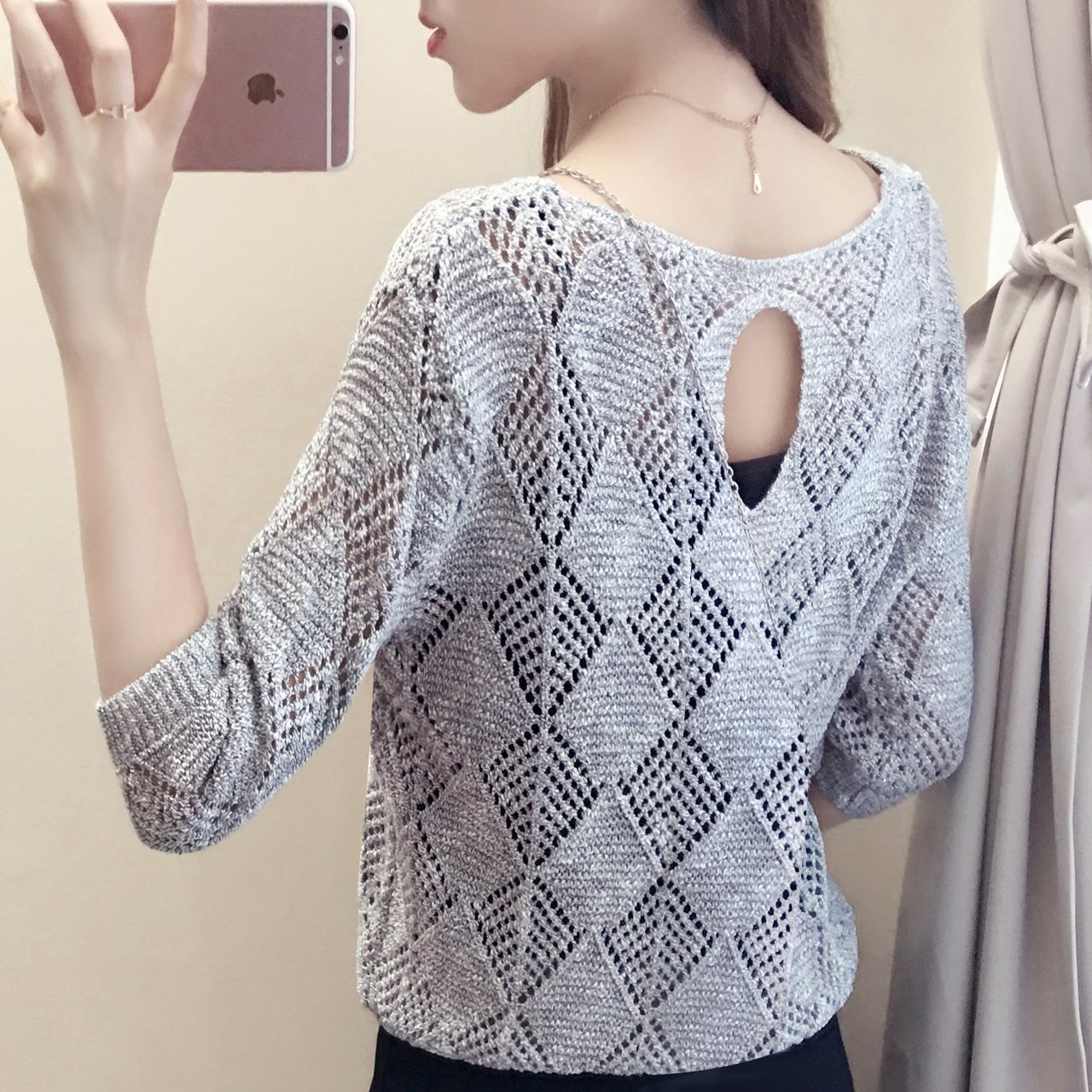 中秋若回家，千万别穿打底裤，看看下图女人怎么穿，一个比一个美