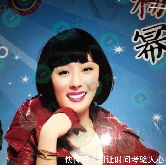  『早年』杨幂早年代言照：没滤镜没美颜，还露大脑门，这扮相你给几分？