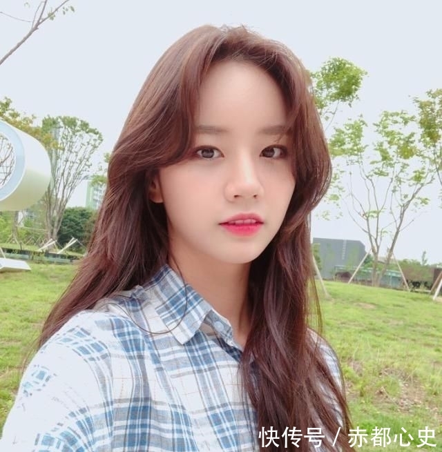  和惠利@Irene和惠利撞衫？女神的两种面貌，你更爱哪一种？