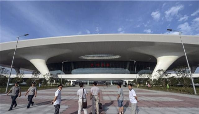 250亿建杭州最大交通枢纽：跻身世界之最，本地人却觉得不值当