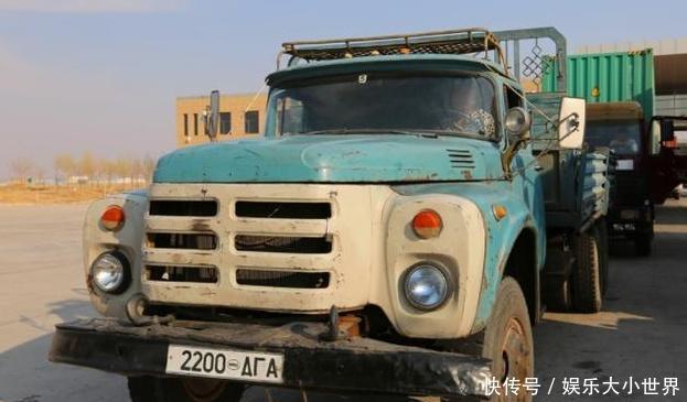  外蒙：30年前的卡车还能开？这位外蒙大妈靠着这车，在中国运货