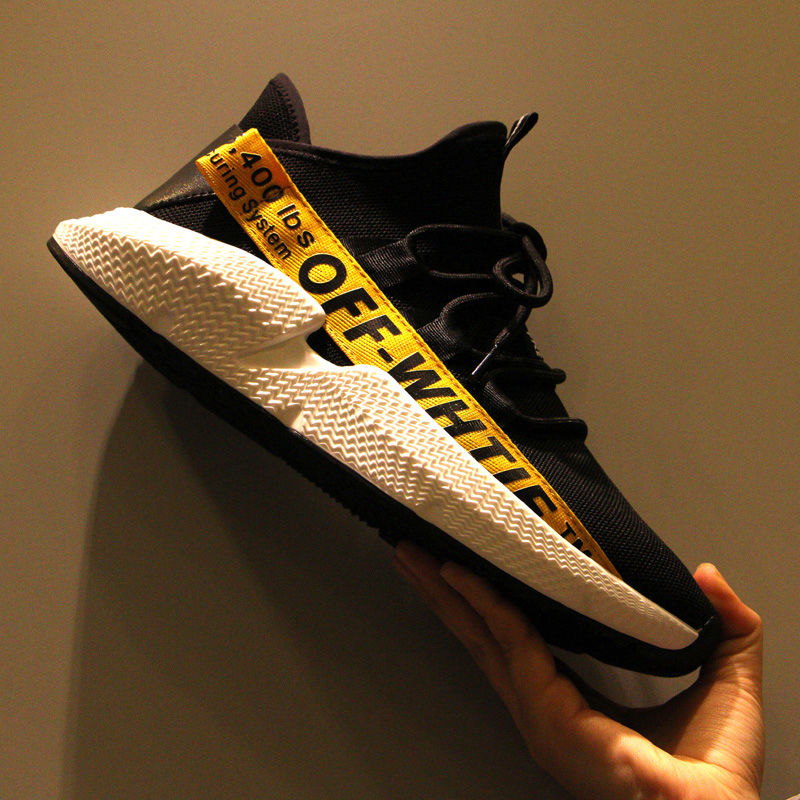 三伏天，千篇一律的凉鞋换了吧，刚上新的休闲鞋，不捂不臭贼清爽