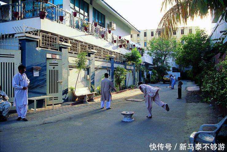 去巴基斯坦旅游,这“1件事”最好不要做,破坏友谊,伤感情!