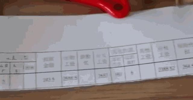 素人街拍：修身牛仔裤凸显大好身材，图四女生是直男最爱