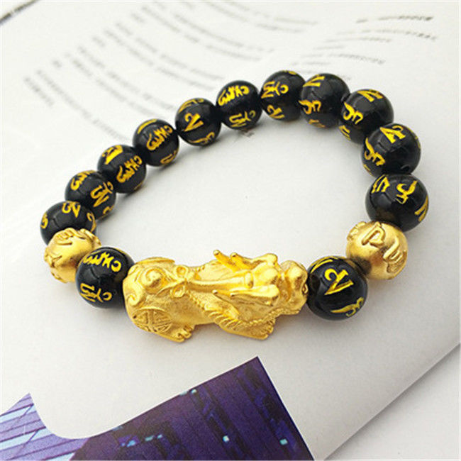 看看下面的手串,件件都是时尚款,一串能盘出好价钱