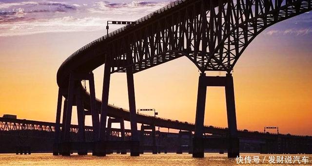 世界上最难行驶的大桥，仅6.9公里，但司机们却愿意花钱找代驾