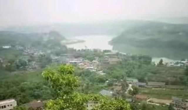 四川这座兵工厂，辉煌至极，警卫森严，完成中央一号绝密任务