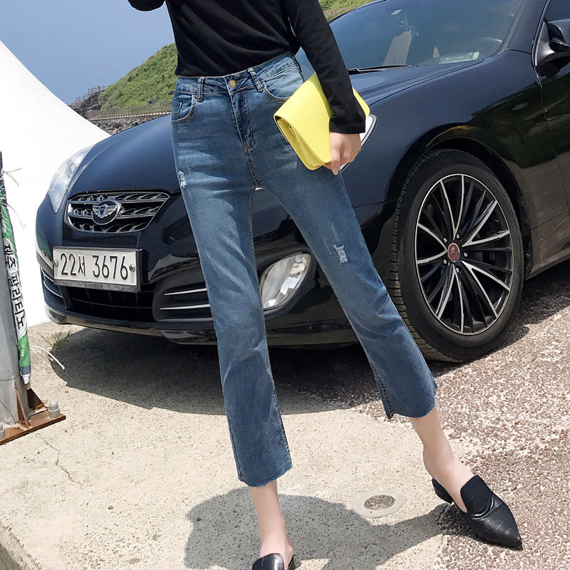 今年秋天别再穿打底裤了，今年流行这样的牛仔裤，回头率百分百