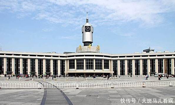  【车站】全世界最美的火车站排行，你知道中国入选的是哪里吗？