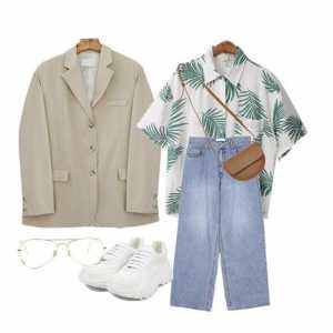  『针织衫』春天小西装怎么穿？有这一款就足够了，衣服在精不在多