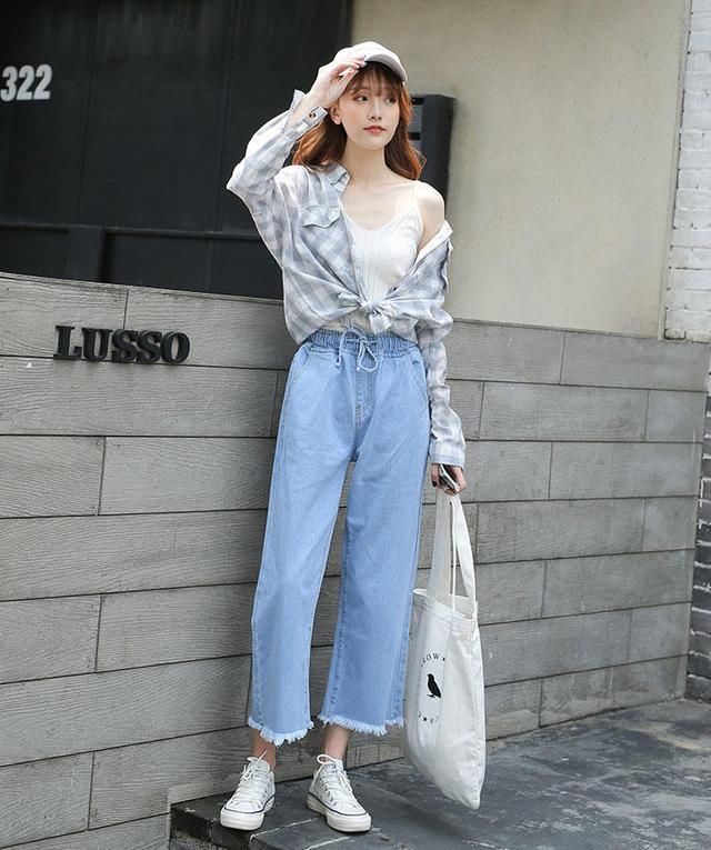 蒋欣穿紧身牛仔裤感觉要撑破!微胖女生穿上这4款牛仔裤才显瘦!