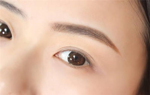 【咖啡色】眉笔是铅笔吗 眉笔的其他用途