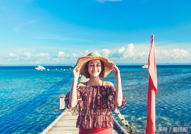 比基尼泳衣下水游泳不失踪！下水行程必备泳衣推荐