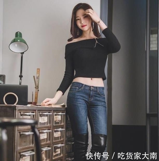 「 美女」身姿曼妙丰盈，特别吸引人，很有韵味的牛仔裤美女