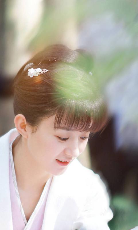 明星的黑历史，赵丽颖英文遭群嘲，杨幂诈捐，她毁了自己所有事业