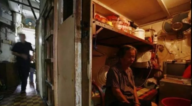 为什么香港人宁愿蜗居，也不到内地发展？美女说出原因