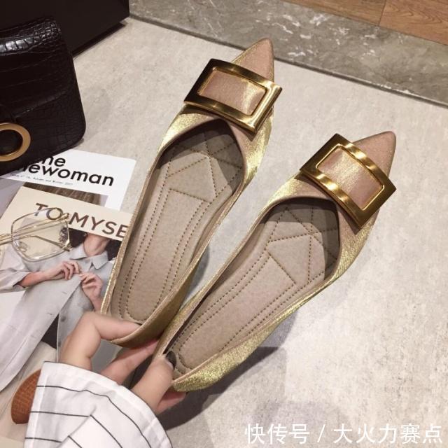 今年流行的百搭款鞋