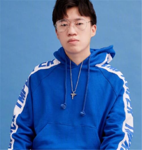  「玩家」15岁LDL选手取代小虎拿第一，LPL将迎来打野天才？玩家不太认可