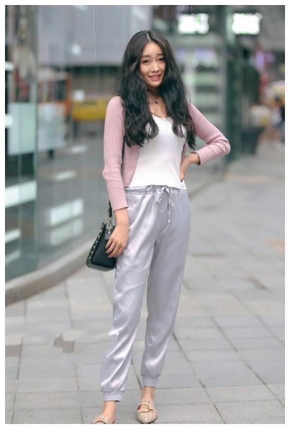 街拍：图1波西米亚风长裙，图2优雅大方，图3性感好身材！