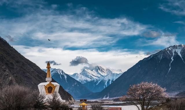  风景■中国这5条自驾路线，“一路风景美上天”