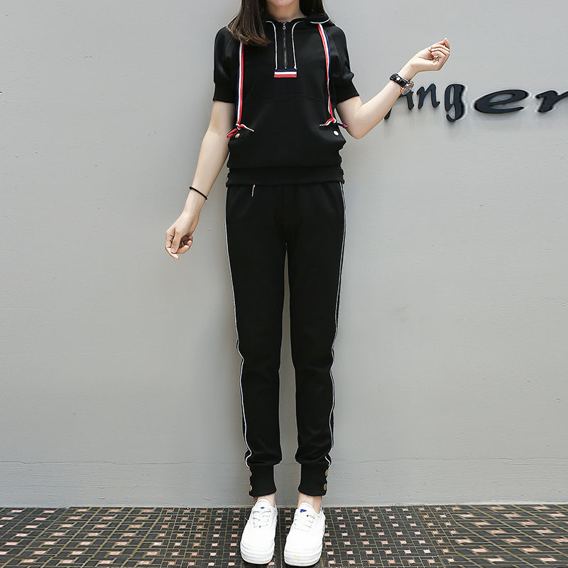 如果你的身高不足一米六，出门多穿这套装，比晚晚装显美嫩减龄