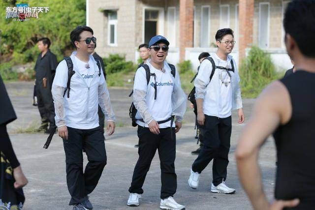 我的天!杨颖假吃?汪苏泷假吹?现在连综艺节目都不可相信了吗?