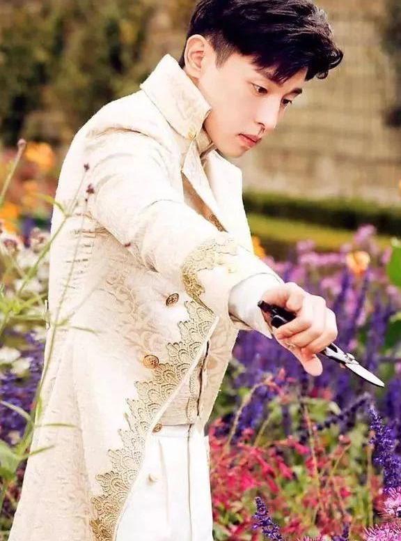 《一千零一夜》邓伦的十五套衣服, 第七套贵气, 第十套最帅!