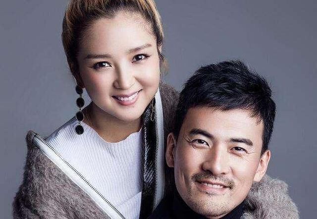 何洁曝离婚内幕，承认新恋情，斥责赫子铭联手刁磊前妻泼脏水！